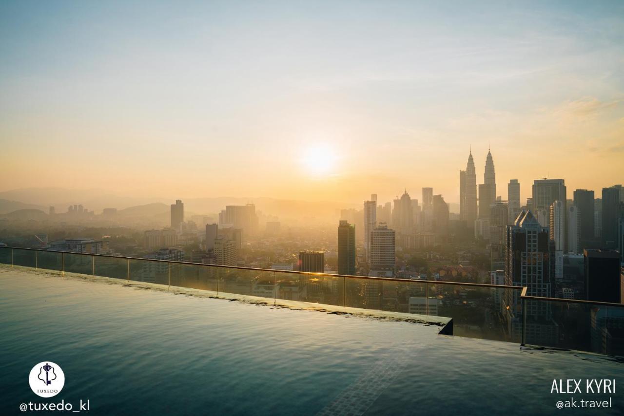 Hôtel Tuxedo Kl No.1 Rooftop Pool W Skyscraper Views à Kuala Lumpur Extérieur photo