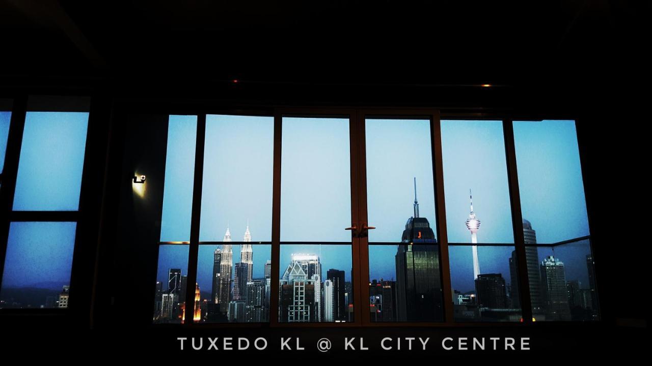 Hôtel Tuxedo Kl No.1 Rooftop Pool W Skyscraper Views à Kuala Lumpur Extérieur photo